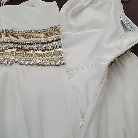 Bebe Sweetheart Embellished Gown - Picture 5 of 7